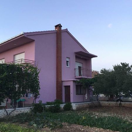 Apartman Mirjana With Terrace And Free Parking Donji Okrug  Exteriér fotografie