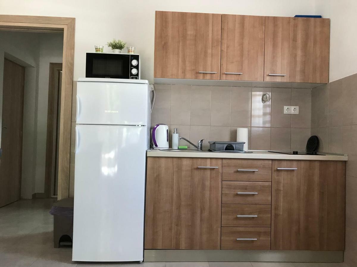 Apartman Mirjana With Terrace And Free Parking Donji Okrug  Exteriér fotografie